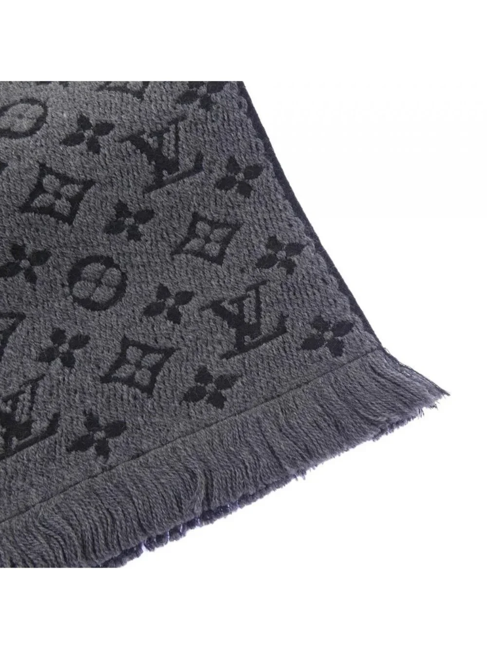Louis Vuitton Monogram Classic Scarf